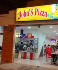 Johns Pizza Manizales